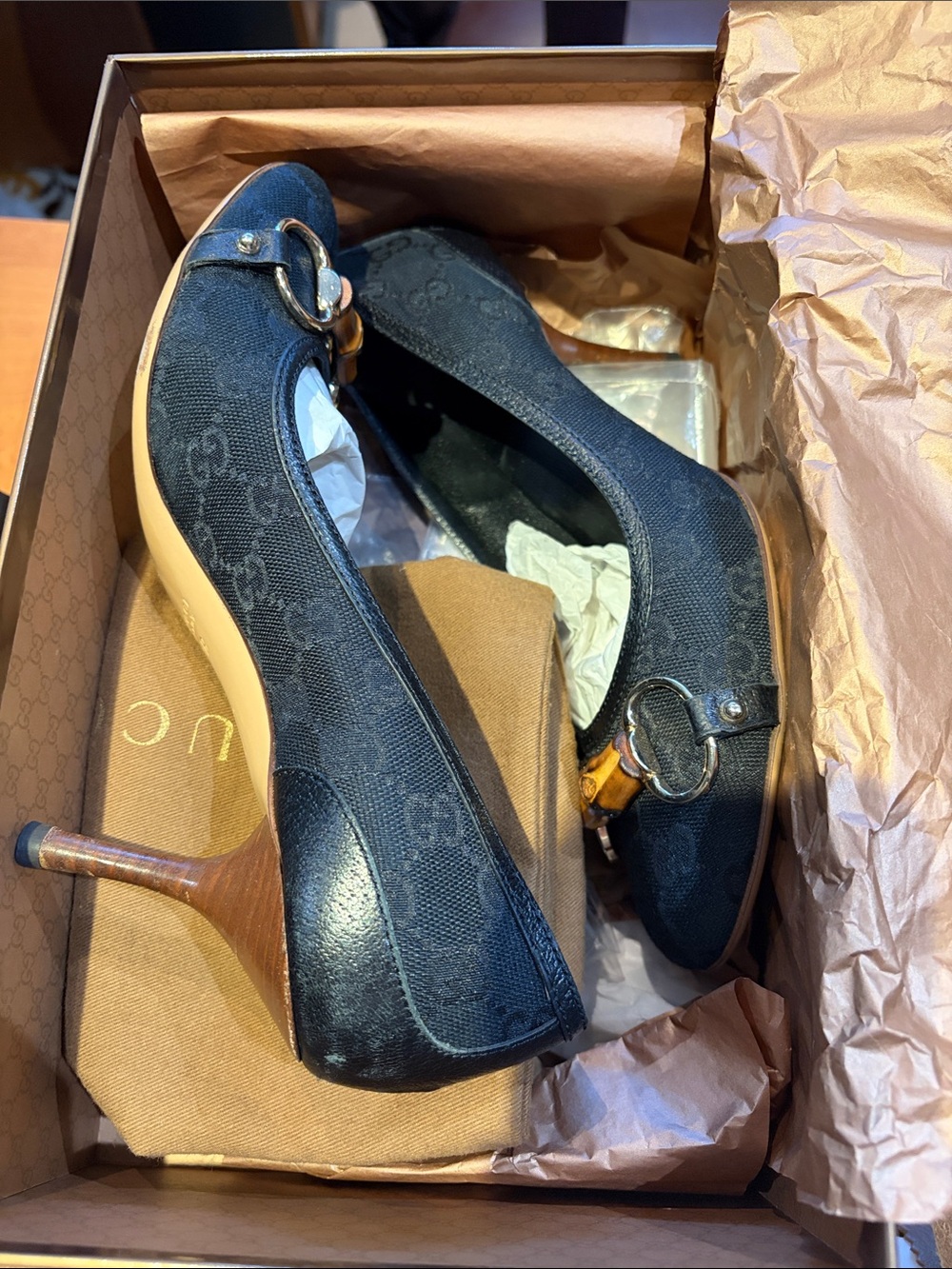 Gucci Black GG Canvas Mid-Heel Pumps with Gold-Tone Hardware SIZE 7